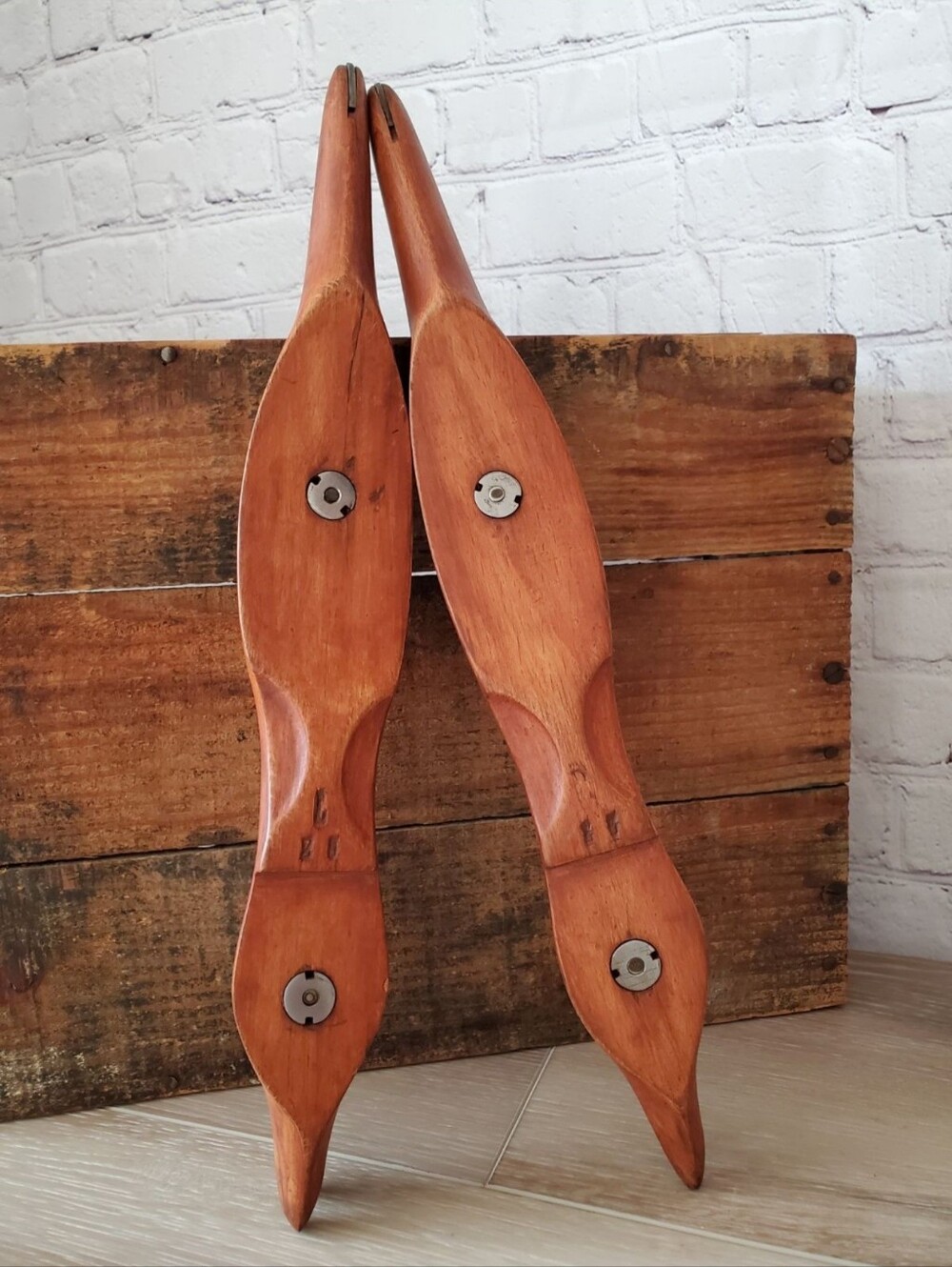 VINTAGE WOODEN SKATES